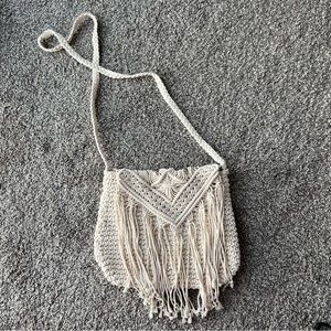 Macrame crossbody